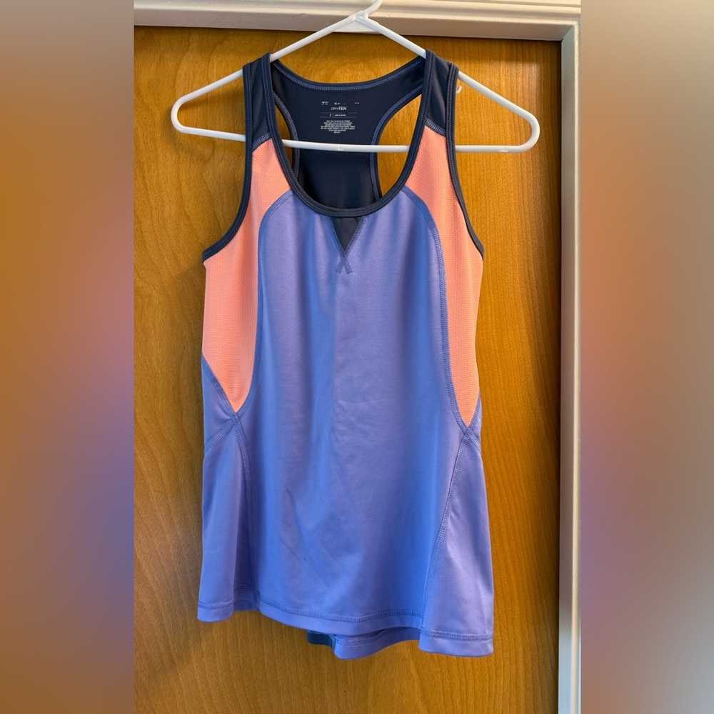 Tek Gear workout tank